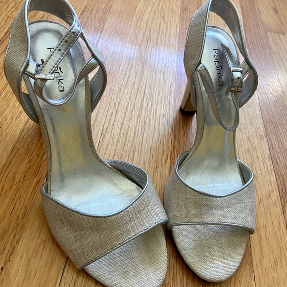 Like new sandals size 37 - Picture 1 of 5